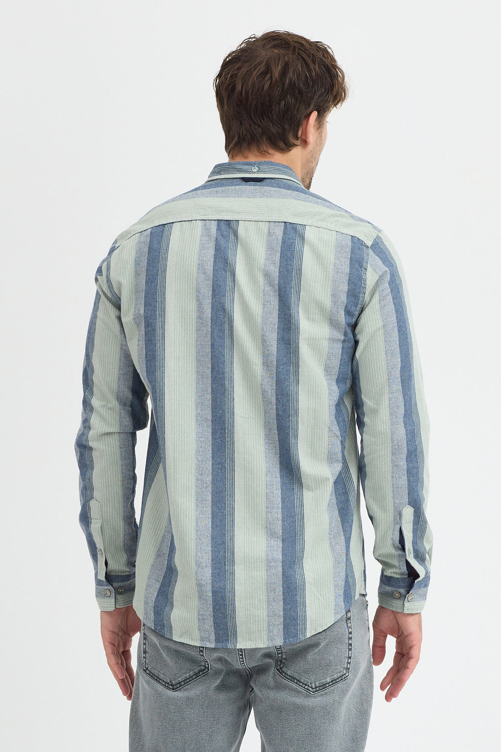 Regular Fit Pamuk Karışımlı Melanj Çizgili Düğmeli Yaka Erkek Gömlek