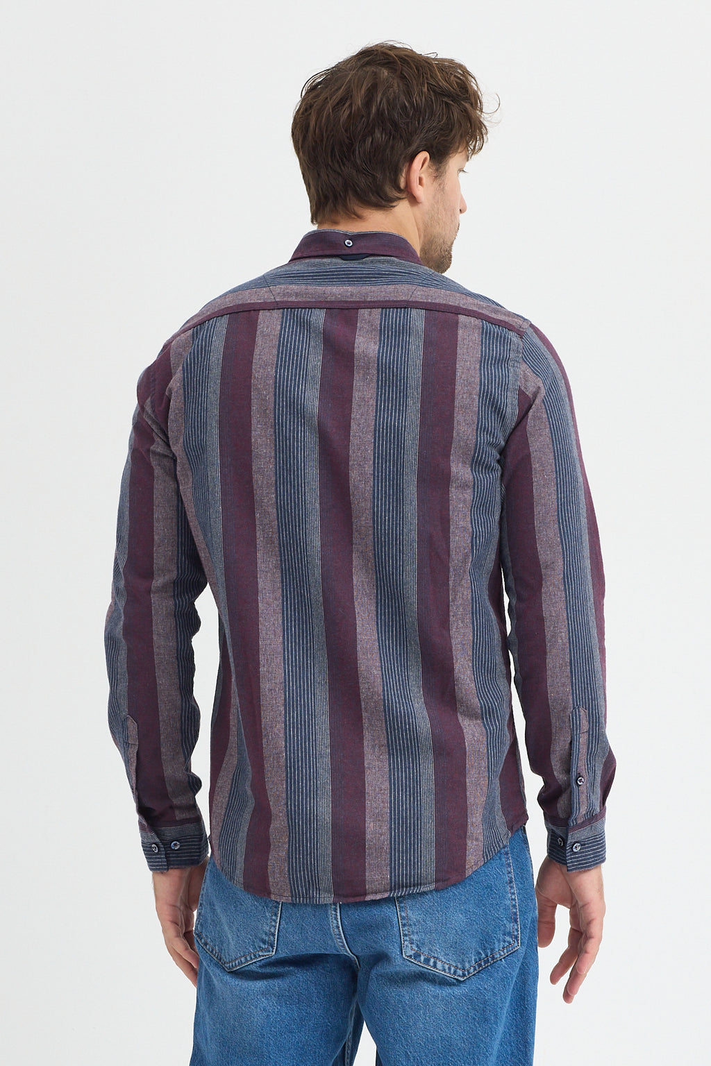 Regular Fit Pamuk Karışımlı Melanj Çizgili Düğmeli Yaka Erkek Gömlek