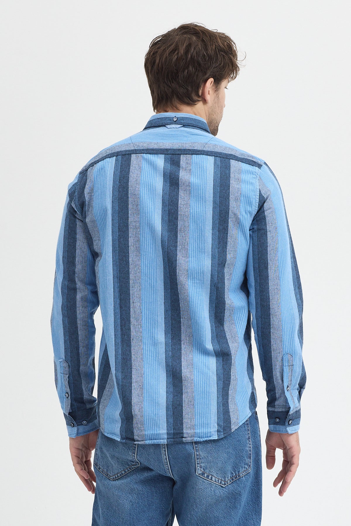 Regular Fit Pamuk Karışımlı Melanj Çizgili Düğmeli Yaka Erkek Gömlek