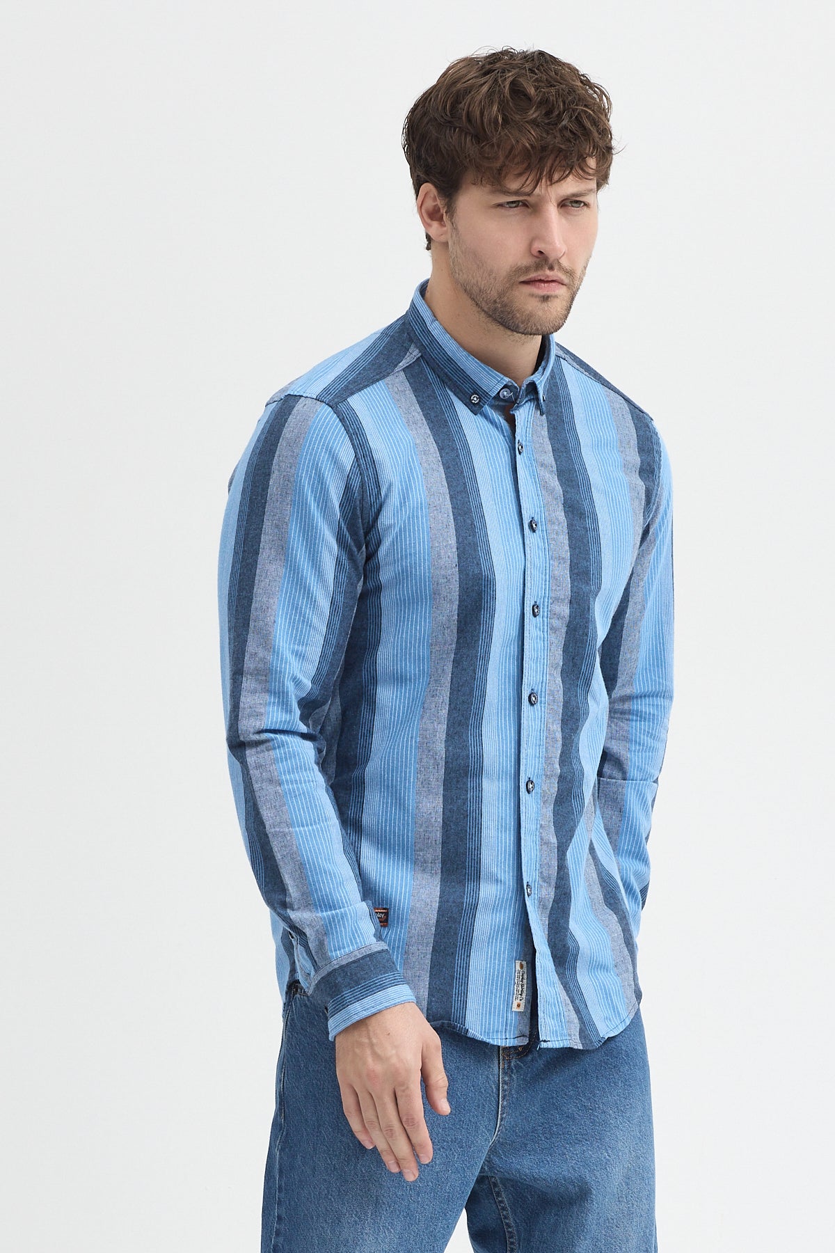 Regular Fit Pamuk Karışımlı Melanj Çizgili Düğmeli Yaka Erkek Gömlek