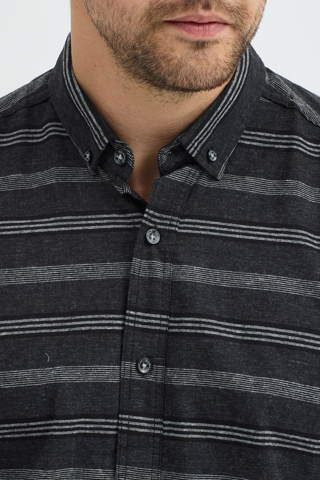 Regular Fit Pamuk Karışımlı Melanj Yatay Çizgili Düğmeli Yaka Gömlek