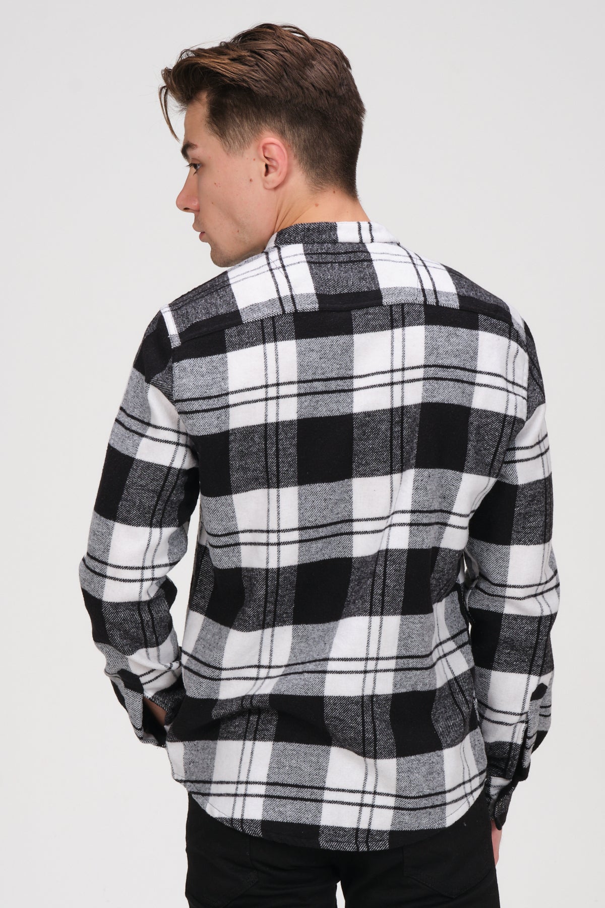 Cosplay Erkek Siyah Beyaz Kareli Flanel Oduncu Kışlık Cepsiz Gömlek Overshirt